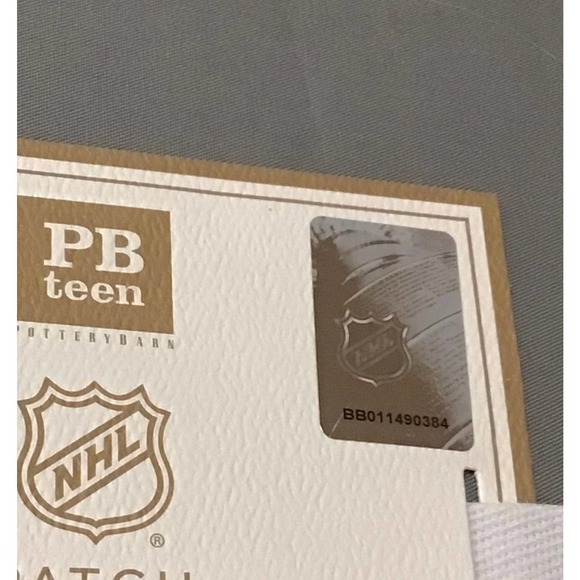 NEW Pottery Barn Gray NHL Patch Ready DUVET COVER Twin TwinXL 100% Cotton - Picture 3 of 6